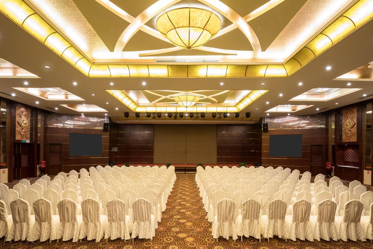 New Era Hotel Kunming Exterior foto